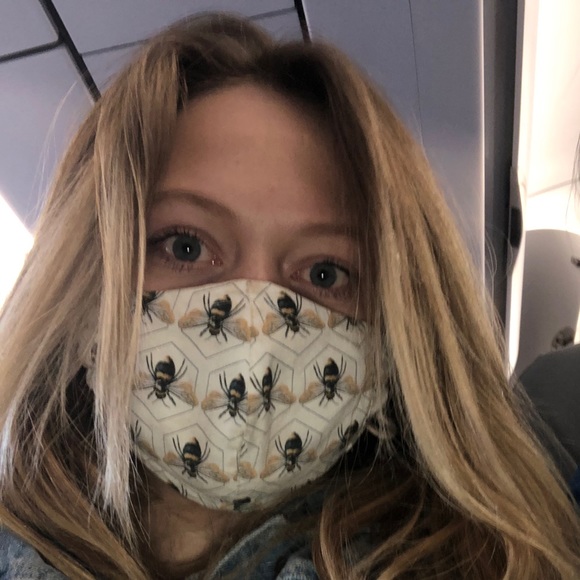 Meet your Posher, Abigail - Picture 1 of 1